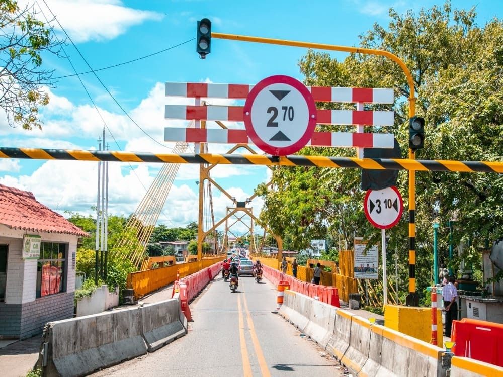 Diez meses durarán las obras de rehabilitación del puente Ospina Pérez. En septiembre de 2023 podrán circular vehículos livianos y busetes simultáneamente en ambas direcciones